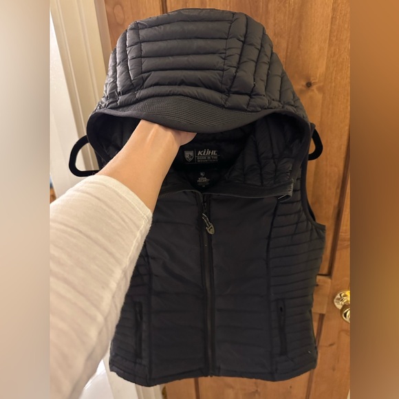 KUHL black hooded vest size M - Picture 2 of 2